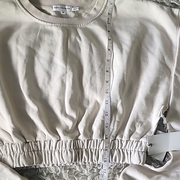 🇺🇸 GOOD AMERICAN Cream Cropped Sweatshirt SZ Large - Picture 8 of 9